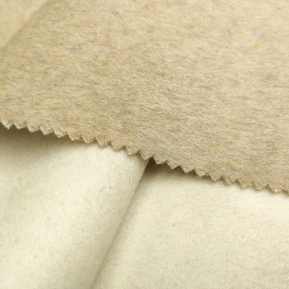 Double sided smooth 573gsm 20% polyester 80% wool fabric