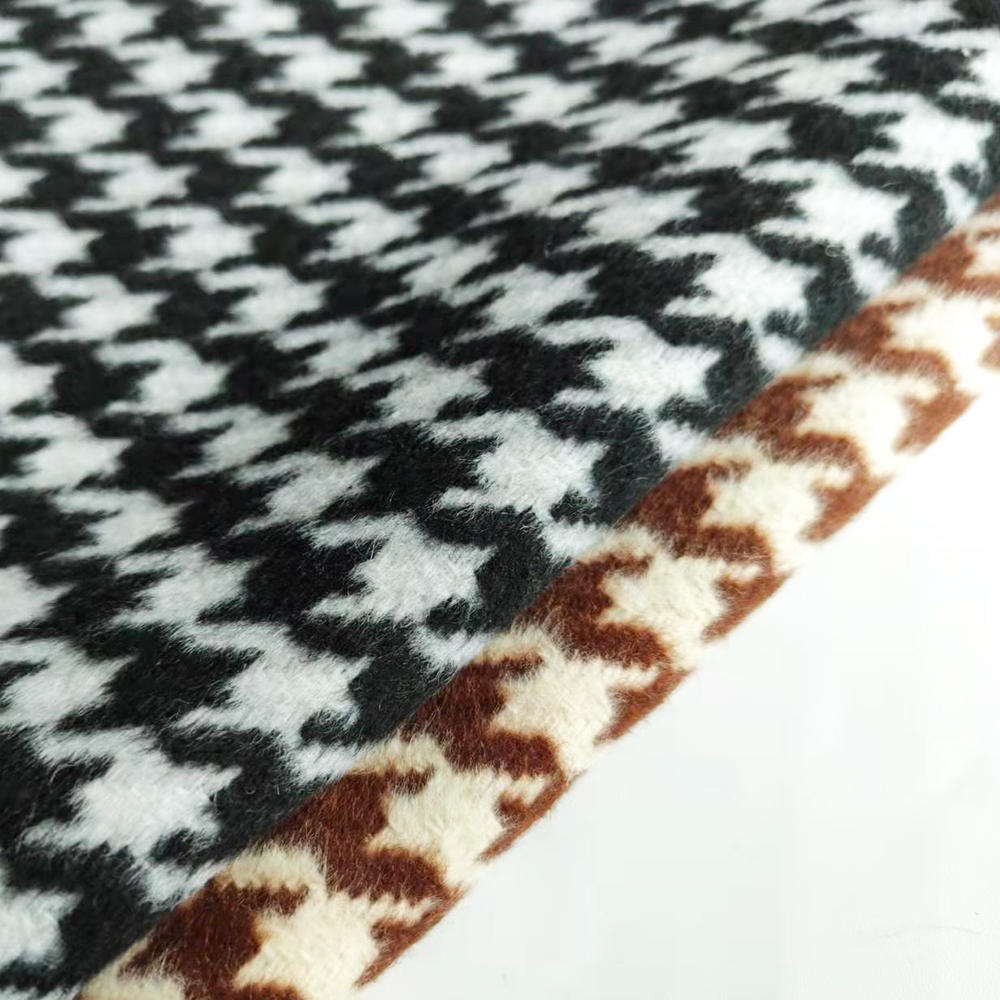 30% wool double sided houndstooth fabric